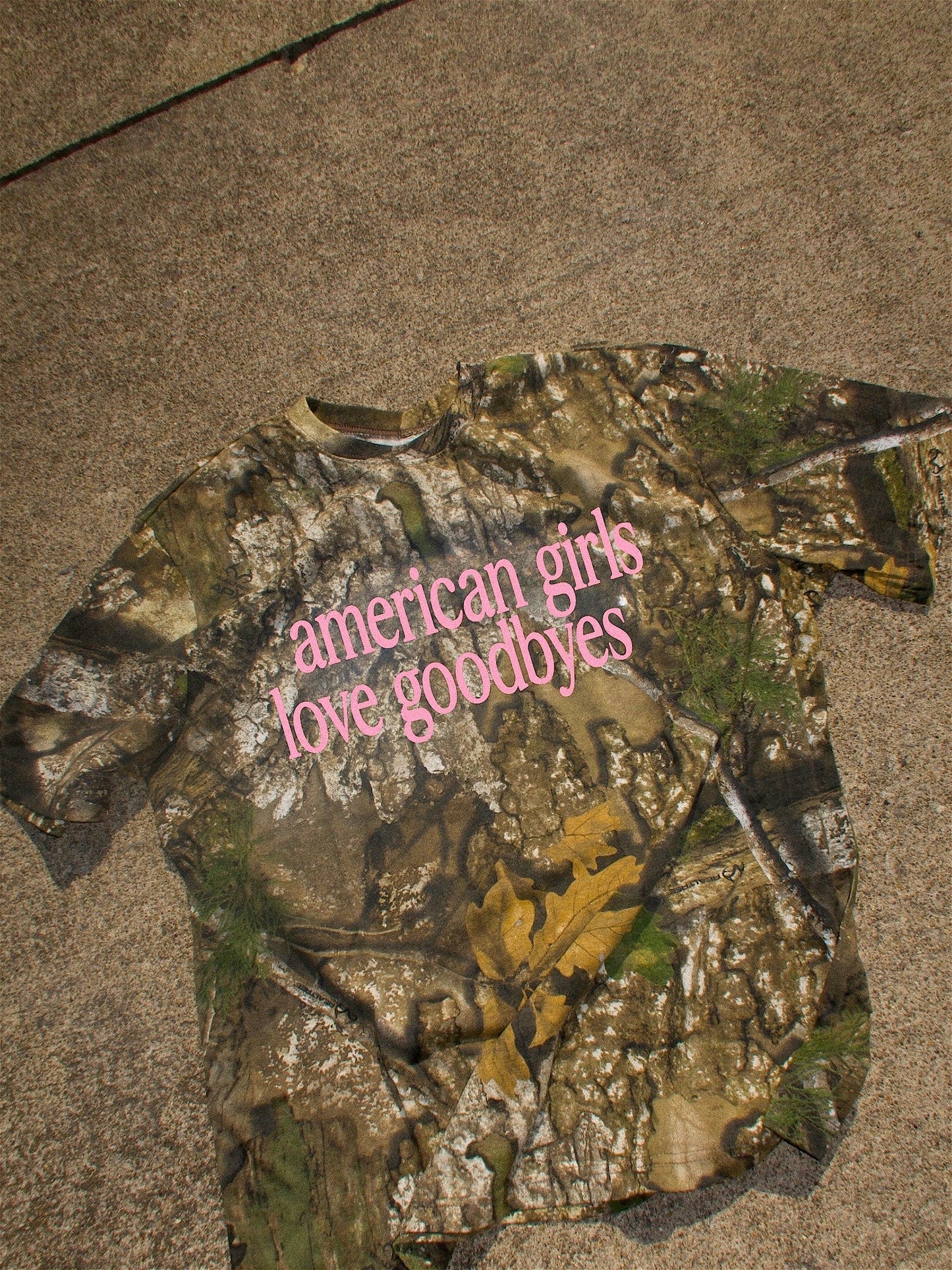 AMERICAN GIRLS LOVE GOODBYES Camo Script Tee